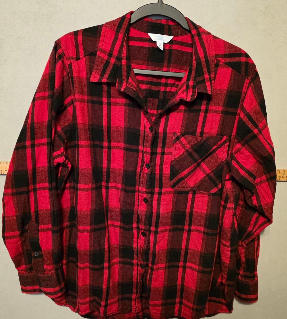 Women's red/black buffalo plaid long sleeve button-down shirt size 20
